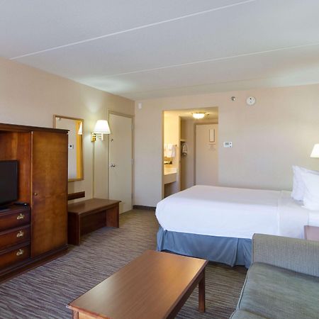 Comfort Inn & Suites Buffalo Airport Zewnętrze zdjęcie