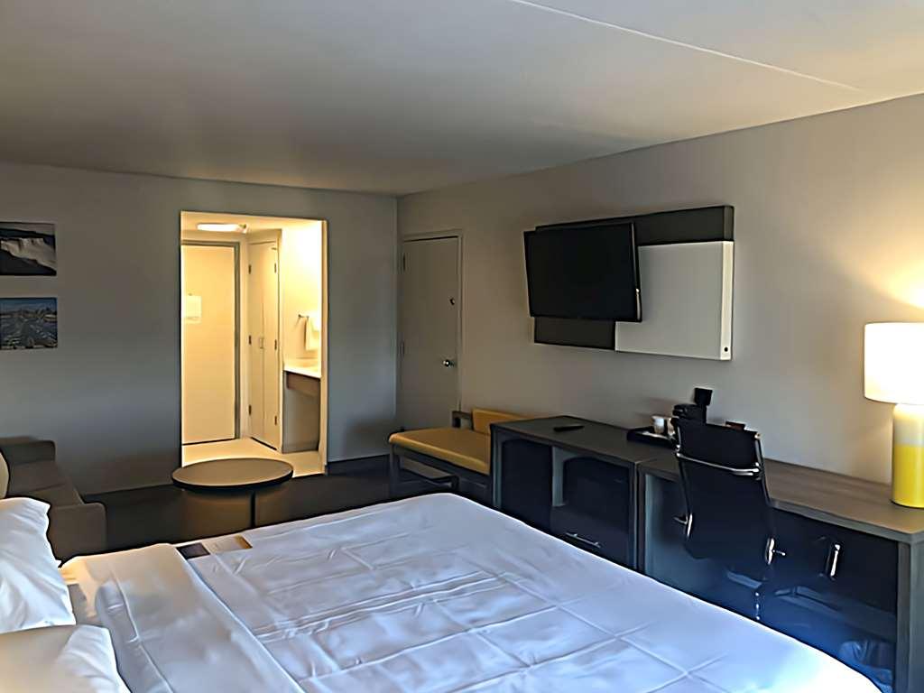 Comfort Inn & Suites Buffalo Airport Pokój zdjęcie